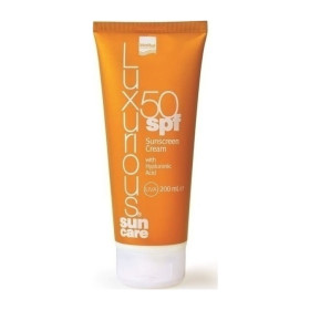 Intermed Luxurious Sun Care Body Cream SPF 50 Αντιηλιακή Κρέμα Σώματος με Υαλουρονικό Οξύ 200 ml